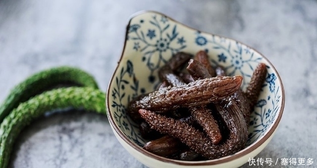 赶快|酱黄瓜的新做法,保证你都没试过,酱香浓郁又爽脆,赶快学起来