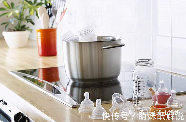宝妈|有种“偷懒”叫开水烫奶瓶,方便了大人,“坑”了孩子