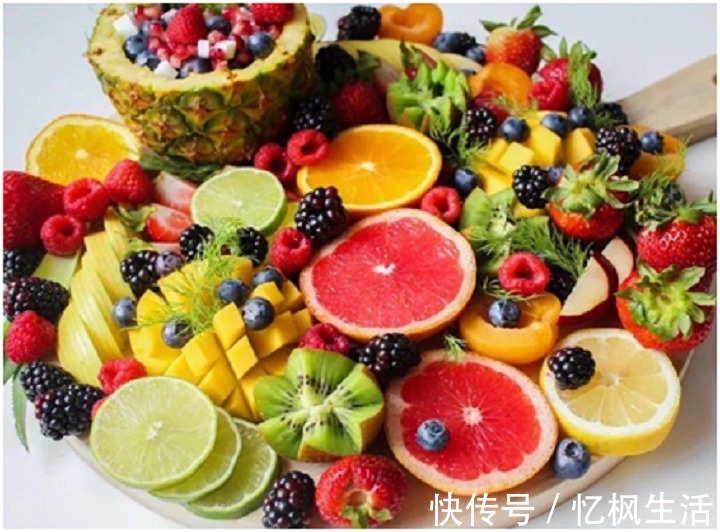 补血气|女人坚持经常吃几种水果,补血气抗衰老,美容养颜,排毒素身体好