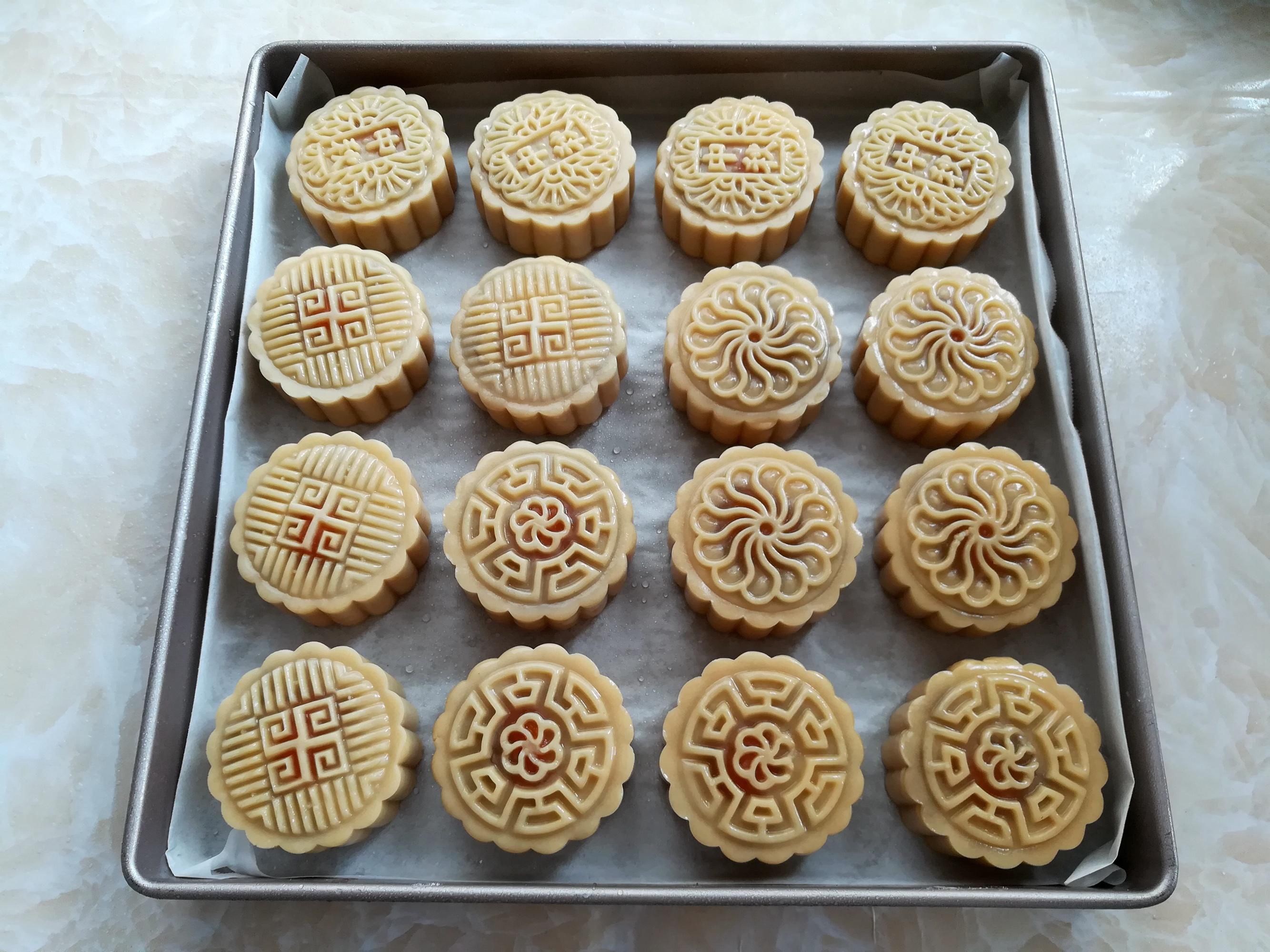 烤箱|月饼厂老师傅教做月饼,不收腰不泄脚,配方和要点全在这儿