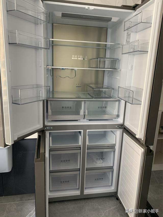 安装|她家装修花了12万,打造网红款电视墙,请木工师傅打柜子很喜欢
