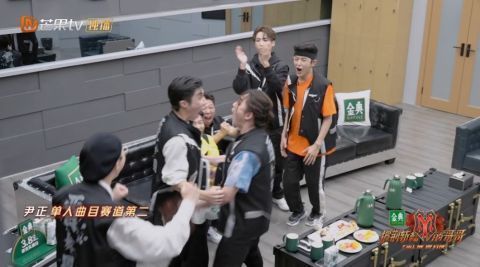 《披荆斩棘》四公投票失控?尹正赢林志炫太离谱,张晋反应很真实