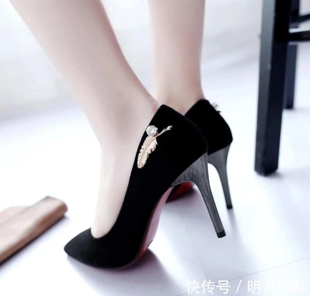 女人|高跟鞋散发女人迷人的魅力, 展现温柔女人足上风韵, 百搭又不累脚