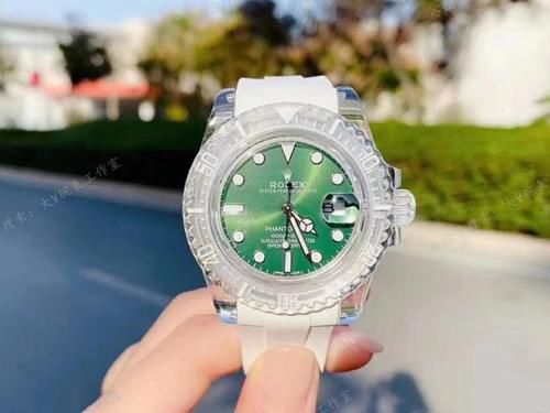 大v腕表 透明水鬼的独特魅力！水鬼改装透明水晶款表壳展示星辰大海！水晶水鬼