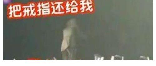 一姐|曾经歌坛一姐，凭借《好声音》再次大火，或因打压后辈受指责