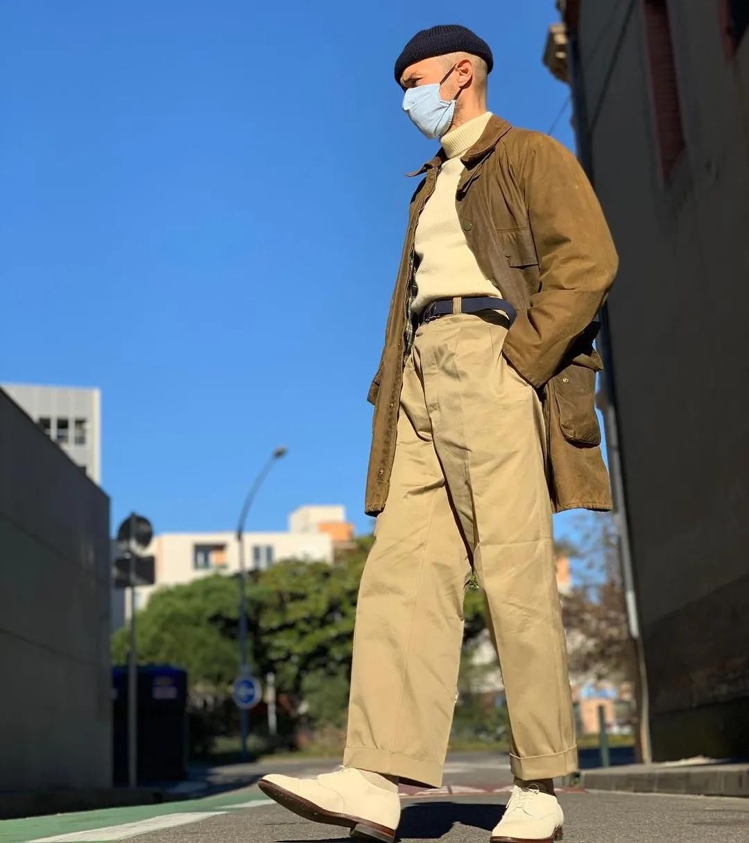 到底是什么人，敢穿白皮鞋？