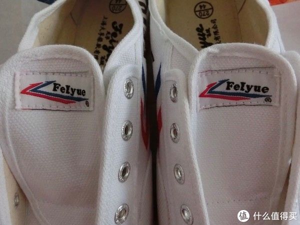 鞋舌|飞跃（Feiyue）经典?帆布鞋开箱分享。【开箱Vol.001】