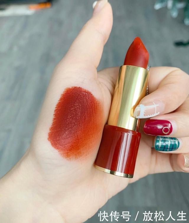 豆沙色|被称为“好运色”的口红，除了兰蔻196，今年的纪梵希888才是王者