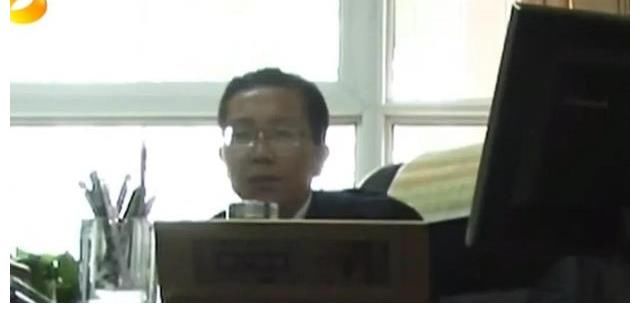 变形计重情义主人公，临别给农村爷爷磕头又盖新房，可惜结局伤感