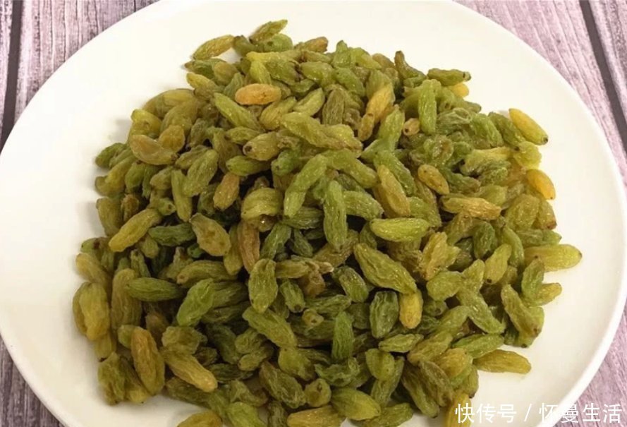 葡萄干和此物一起跑,每天一碗,排出毒素,肝脏越来越健康