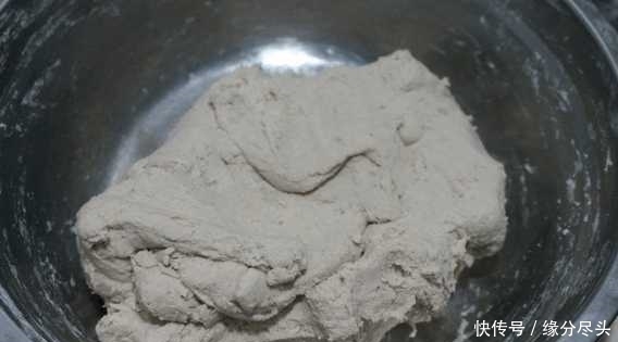 芋头|教你做这款饺子: 不用面粉不用擀皮! 滑溜溜! 一口一个!