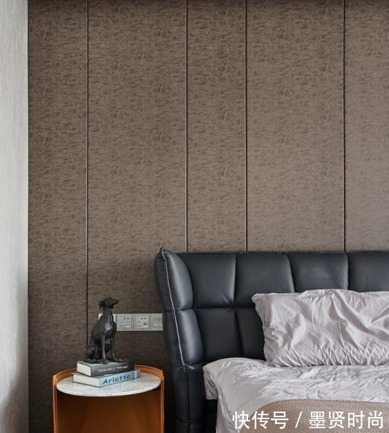 沙发墙|这是我见过最新潮的家,悬空电视墙,沙发墙、走廊极致利用,聪明!