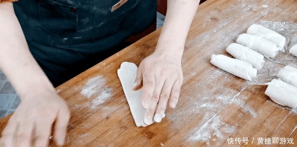 一碗面粉,1斤冬瓜,教你做皮脆馅香的老婆饼,每一口都酥到掉渣