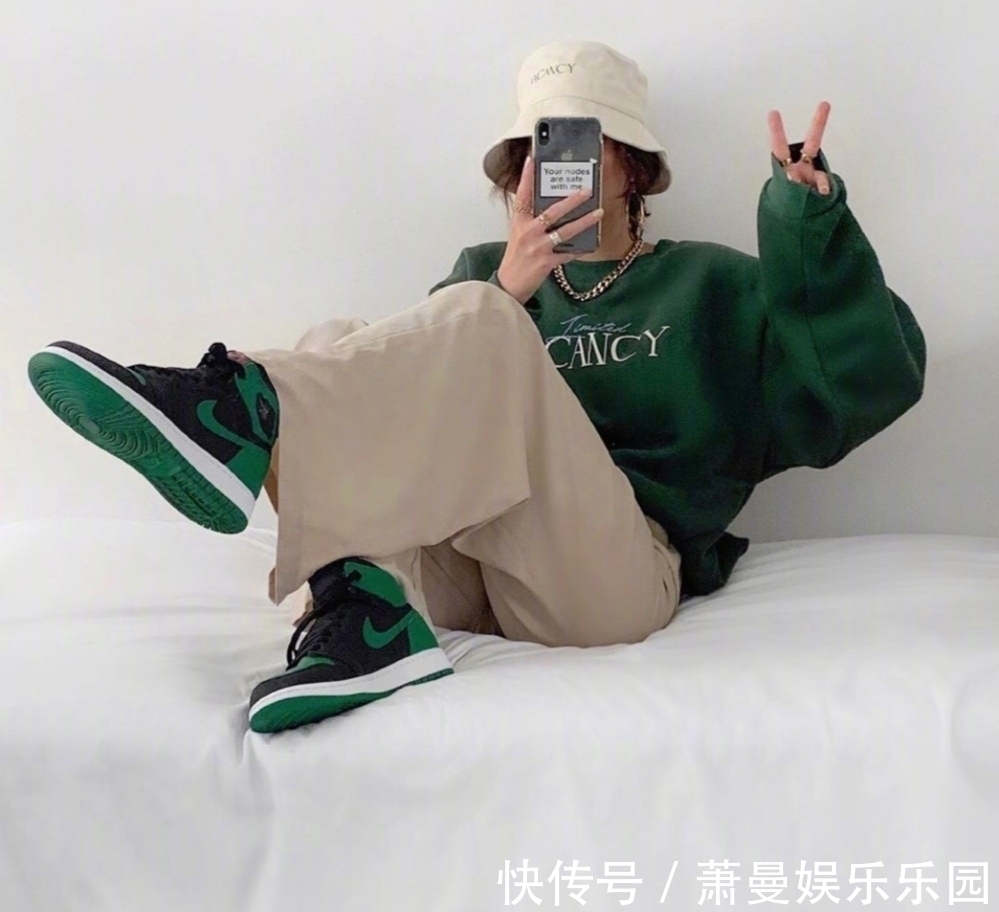 运动鞋|出街不够亮眼？别找了，你还差一双不分季节的运动鞋