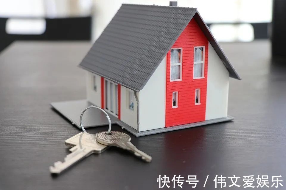 民众|美国20多个城市房价加速上涨，民众凌晨排队都买不上房