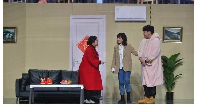 9朵“梅花”同台 8位巴蜀笑星重聚 2022川渝春节联欢晚会30日精彩上演