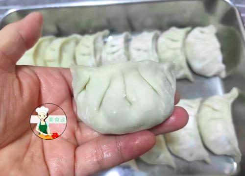  饺子|冬天，萝卜白菜靠边站，用它做馅包饺子，粉糯鲜香营养高，便宜好吃