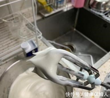 教你做舒芙蕾松饼，只要一口平底锅轻松搞定，好吃到让人念念不忘！