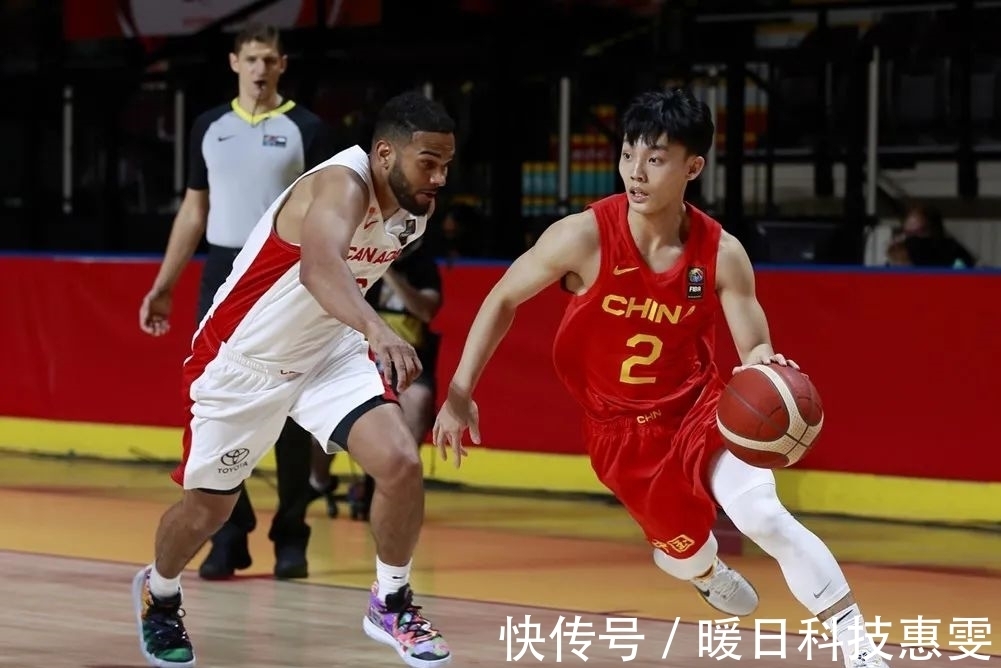 胡明轩|惨败30分也要夸！面对8名NBA球员狂砍24分！你超级高水平！
