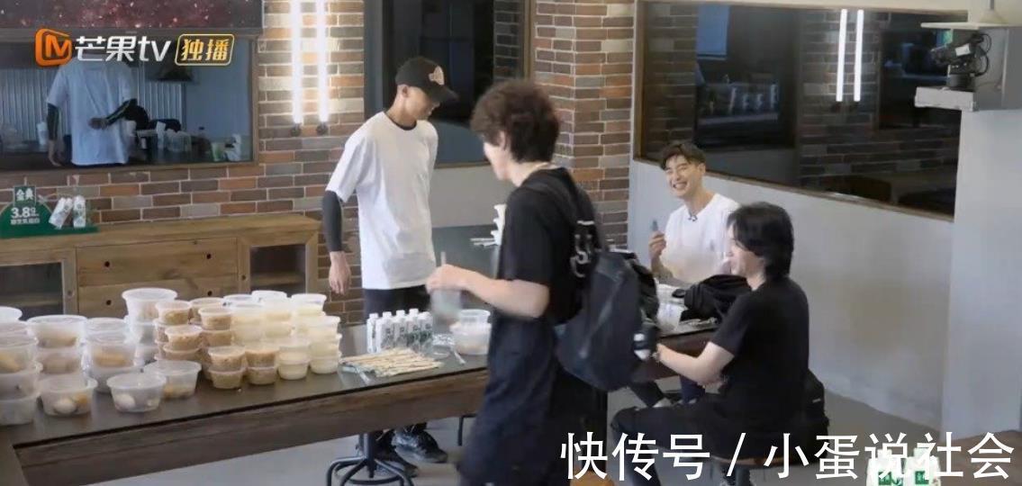 全员|《披荆斩棘的哥哥》全员喜剧人，李承铉和张云龙太逗了