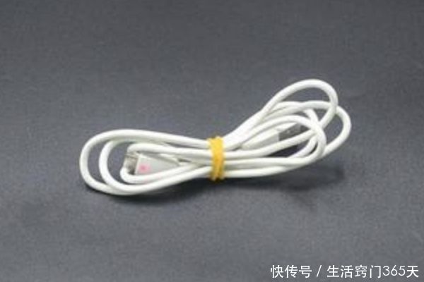 衣袖上绑一根橡皮筋,好多人不知道有啥用,但学会了受用一生!