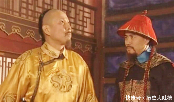 太监|康熙与侍卫下棋侍卫毫不“放水”，被太监解围后，活活饿死棋盘边