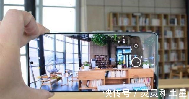 处理器|有人说小米12系列定位很奇怪,除了处理器没什么升级,你怎么看!