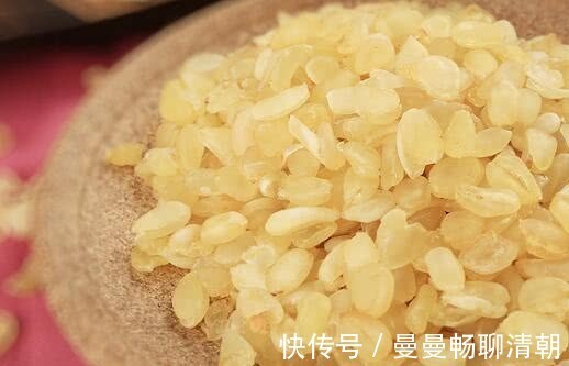 维生素e|12种“天然玻尿酸”,每天换着吃,让你看上去更加容光焕发