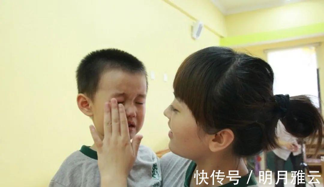 发泄|动不动就哭与忍着不哭的孩子,长大后有啥区别?答案让我挺意外的