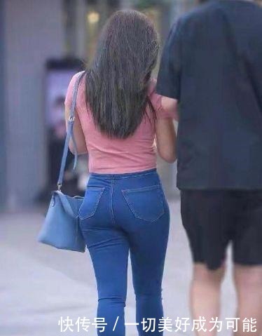 美女|微胖美女穿T恤牛仔,总有别样风情