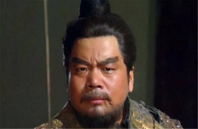 当得起|忠臣不事二主，庞德一个降将，凭什么当得起忠义二字？