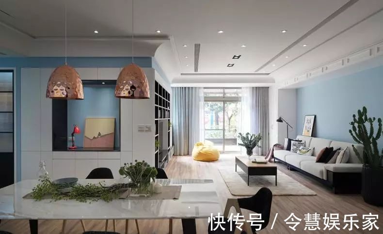 背景墙|新婚夫妇买老户型二手房，北欧风+超强收纳，背景墙设计惊艳！