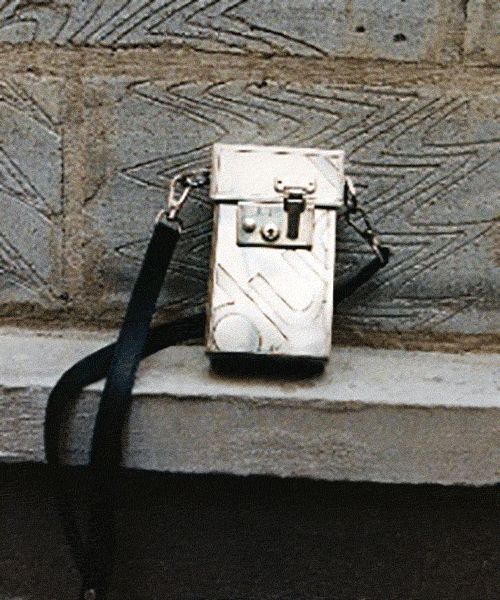 LOCK BAG IN LONDON Lock Bag伦敦巡礼