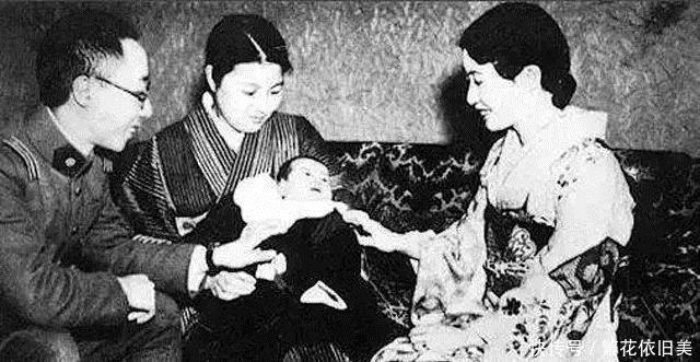 混血|爱新觉罗家的混血格格19岁时死在日本男友怀里,死因至今成谜!