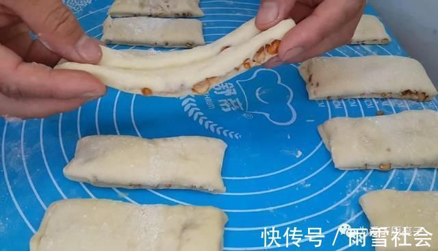 包子|早餐别烙饼吃包子了，教你新吃法，香酥又松软，比面包烧饼还好吃