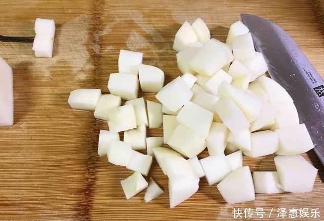 这类菜不必过夜吃,吃一次比抽烟危害还大,赶快告知家人