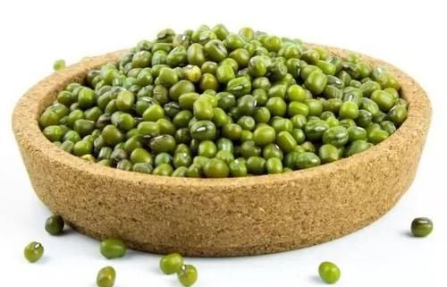  延缓|一颗绿豆揉此穴，清热解毒，宣肺强肺，延缓衰老！随时随地都能做