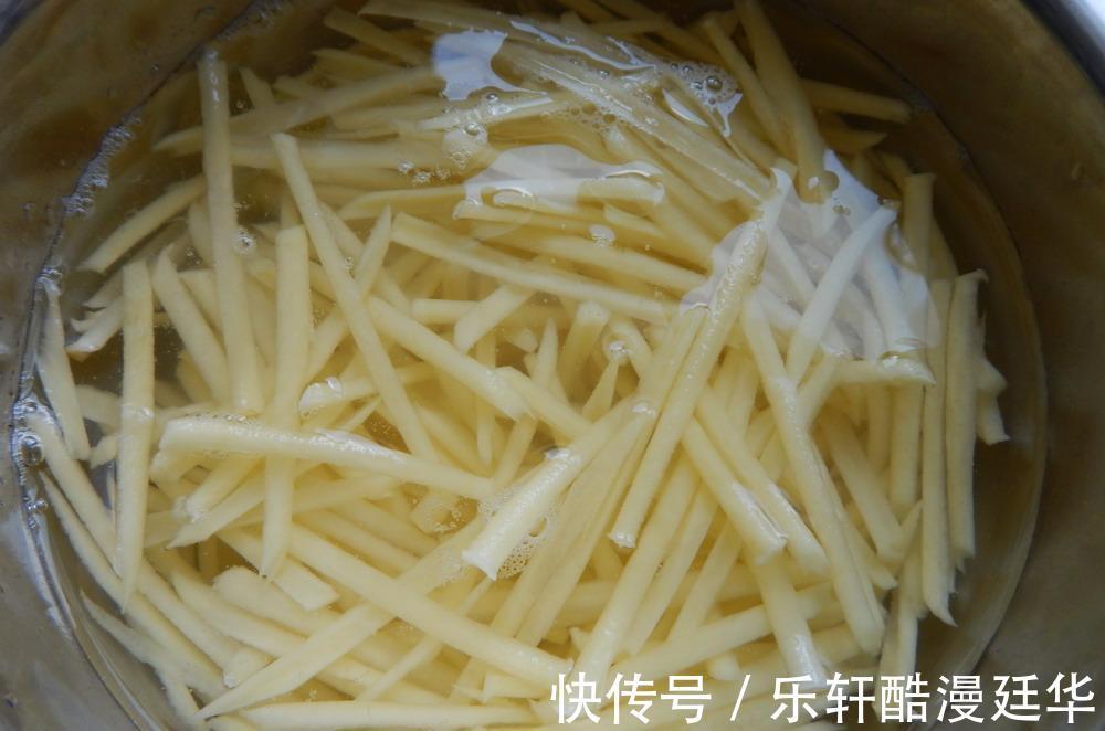 做法|秋季,这菜南方人很少吃,做法简单,爽脆开胃,不懂吃可惜了