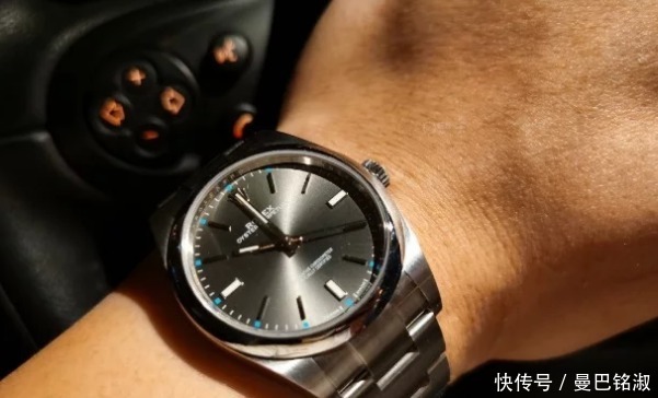 蚝式恒动灰盘|“会捞”总比“白捞”强,第一块劳力士竟然是蚝式恒动灰盘