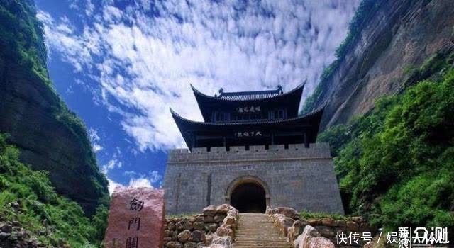 天上人间|四川这8大景点,待山河无恙,一定要去看看!