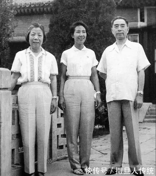 奇宕&邓颖超早年书法信札被发现,笔墨与周总理不相上下,不愧书坛绝唱