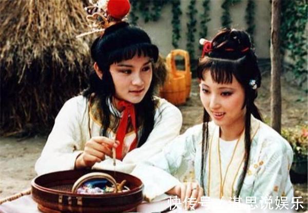 紫鹃|贾宝玉病重，贾母为何换掉黛玉的贴身丫鬟背后的苦心，让人泪目