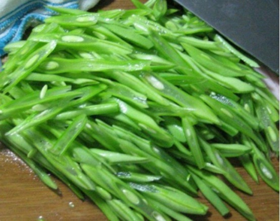 长脑|春天多吃这道菜,4元一大盘!上桌就吃光,孩子常吃长脑又长个