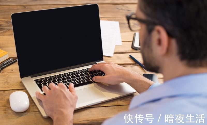 鼠标手|颈椎疼、脖子僵多半是3个原因所致教你2招,和颈椎病说拜拜