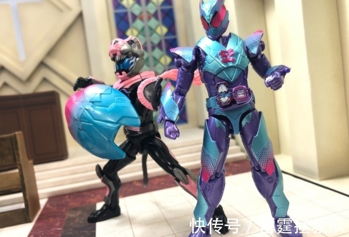 revice|假面骑士revice爆诞恐龙装动周边 小杂烩能力齐聚 这鸡蛋真的能吃