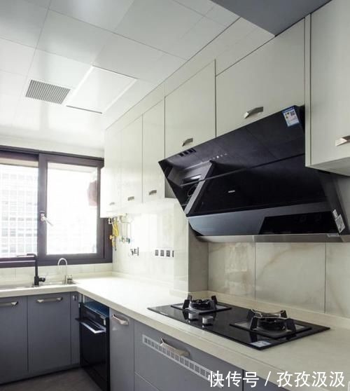 效仿|晒晒全屋,“不买”电视柜,断舍离式装修!入住后邻居懊悔没效仿