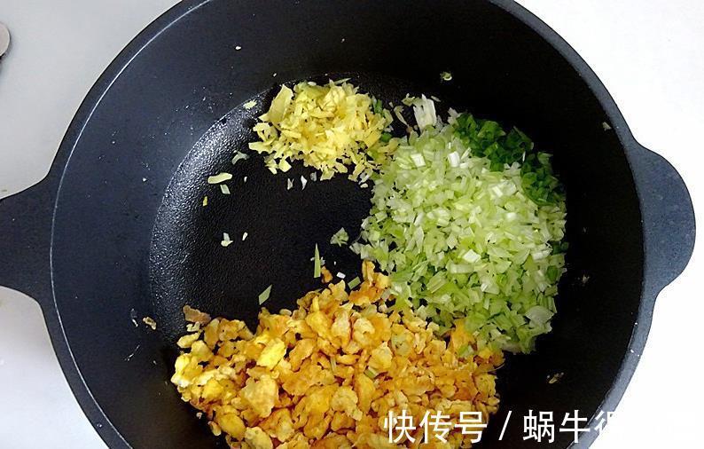低脂|没食欲试试做这个素馅包子，低脂又消暑，清香补水又开胃