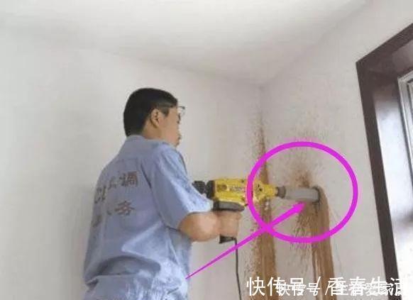 装修|卫生间装修一定要让工人打这个孔要趁早，以后想起来也做不了