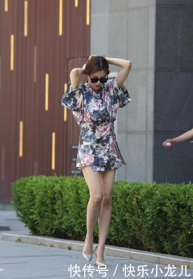 风韵|美女的魅力太强大,完美的身材配上迷人的穿搭,一种莫名的心动感