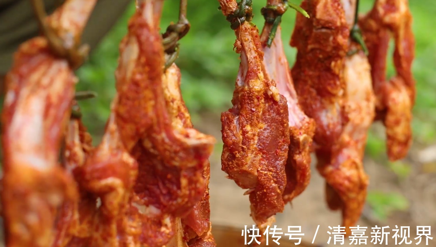关键|让人垂涎三尺的烤羊排是怎么做出来的关键在于这2步，太过瘾了